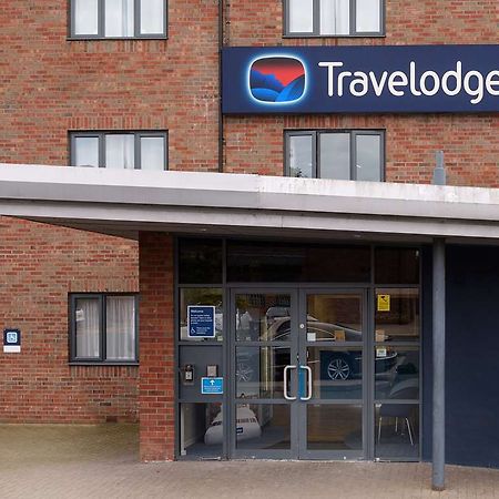 Travelodge Leeds Colton การ์ฟอร์ธ ภายนอก รูปภาพ