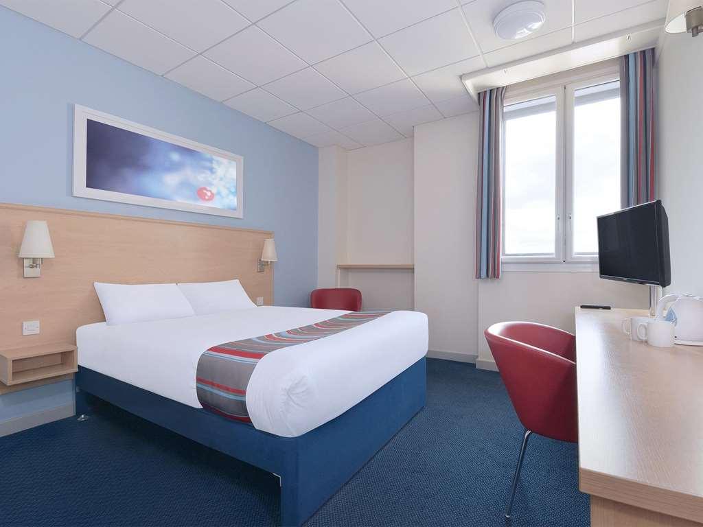 Travelodge Leeds Colton การ์ฟอร์ธ ห้อง รูปภาพ