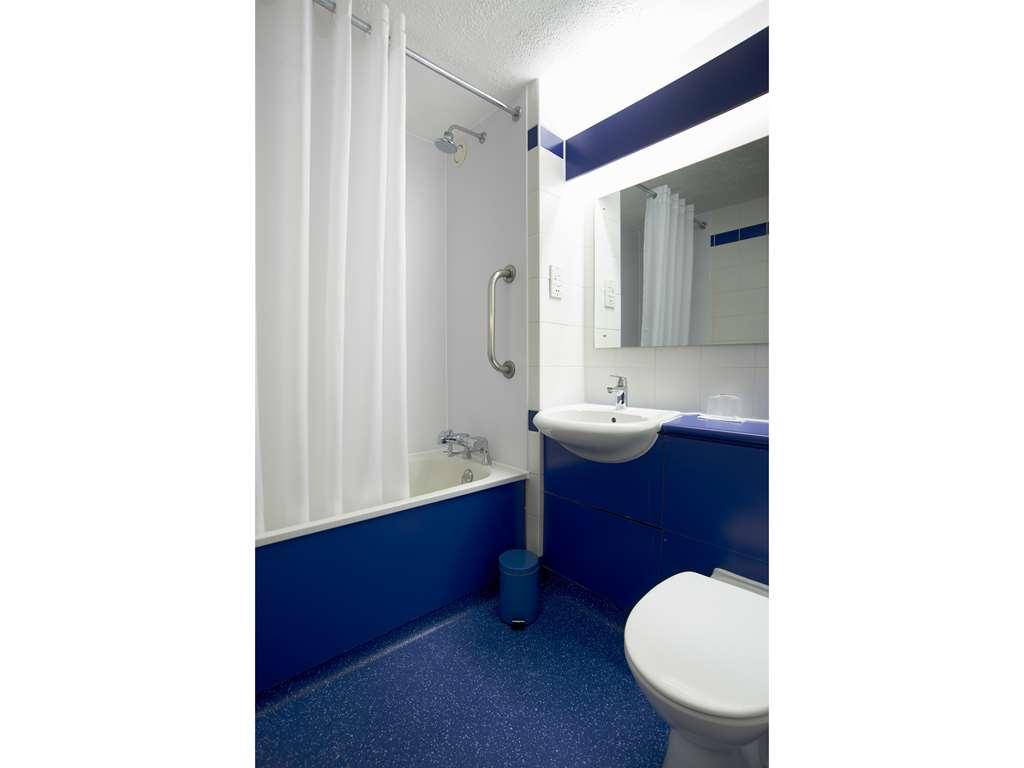 Travelodge Leeds Colton การ์ฟอร์ธ ห้อง รูปภาพ