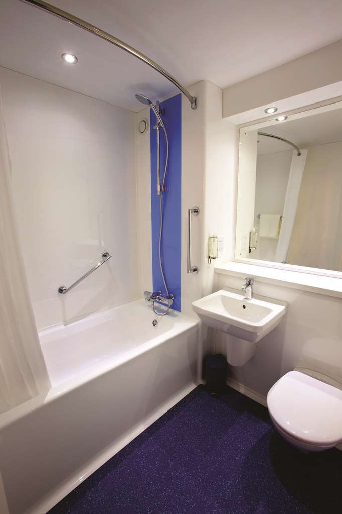 Travelodge Leeds Colton การ์ฟอร์ธ ห้อง รูปภาพ