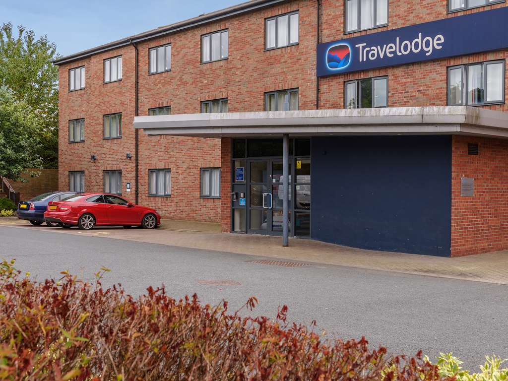 Travelodge Leeds Colton การ์ฟอร์ธ ภายนอก รูปภาพ